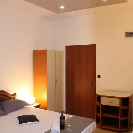 Apartments Perezaj II Ulcinj Exterior photo